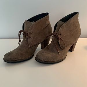 Indigo by Clarks Womens Heeled Bootie - Size 11